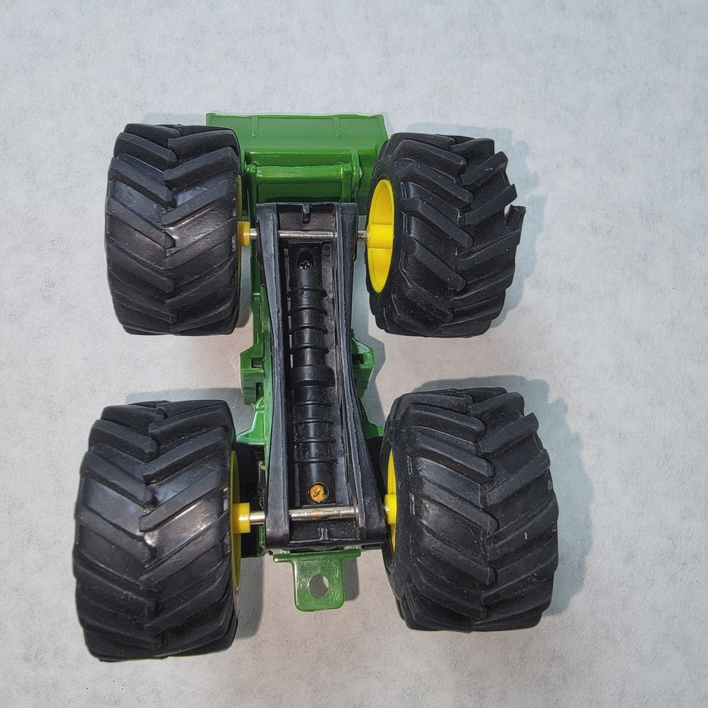 ERTL John Deere Monster Treads Tractor Toy with Front Loader J0713WY00 - Picture 7 of 11